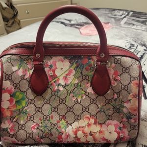 Gucci bloom purse
